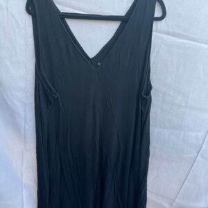 Ava & Viv Black V-Neck Dress